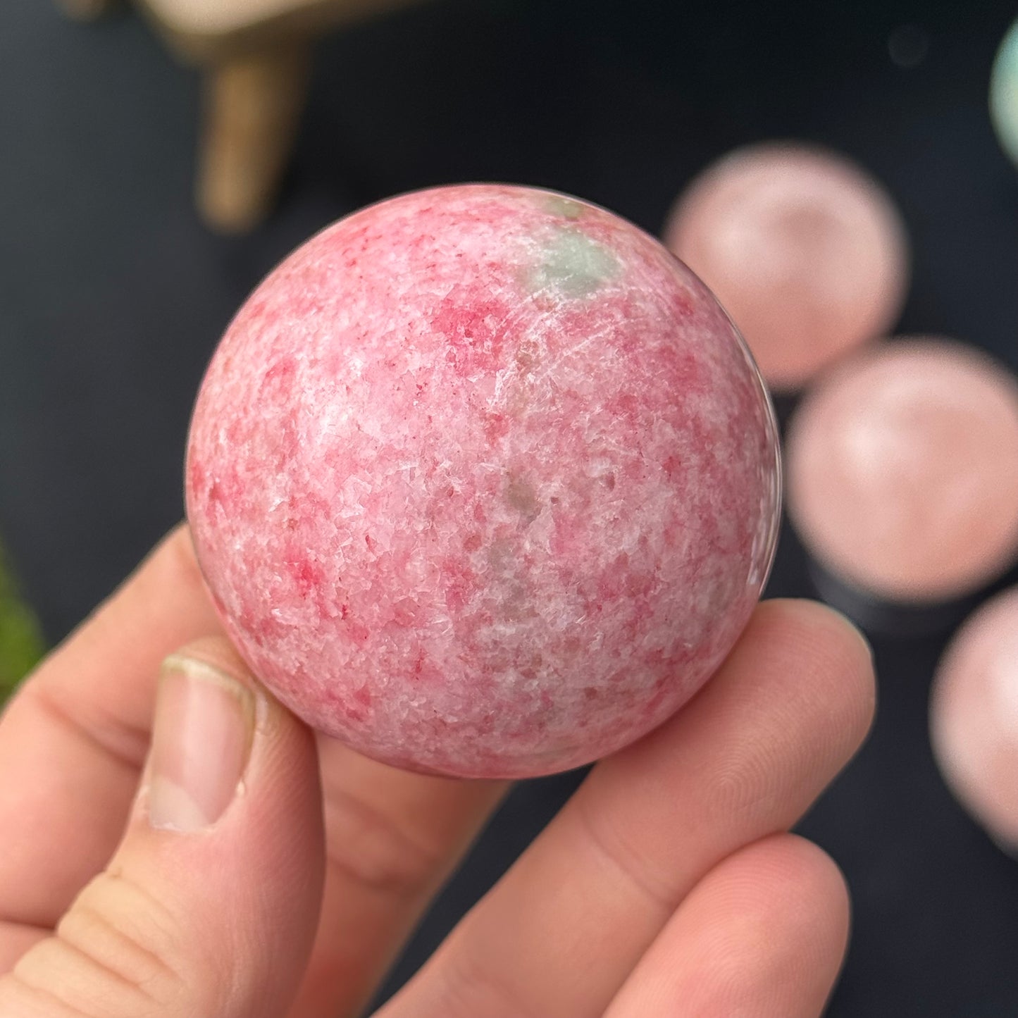 Uv Reactive Thulite Sphere