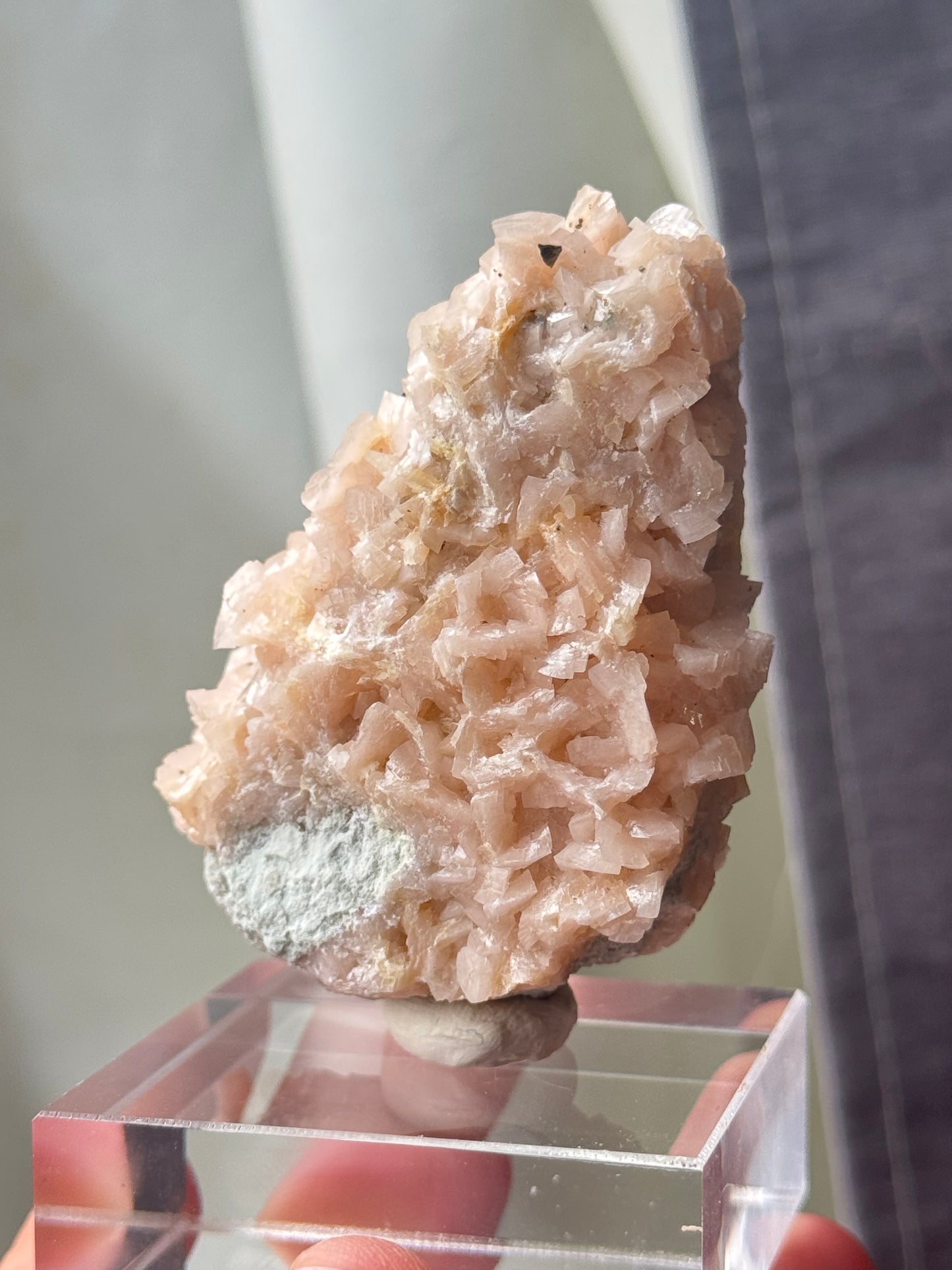 Dolomite with Chalcopyrite