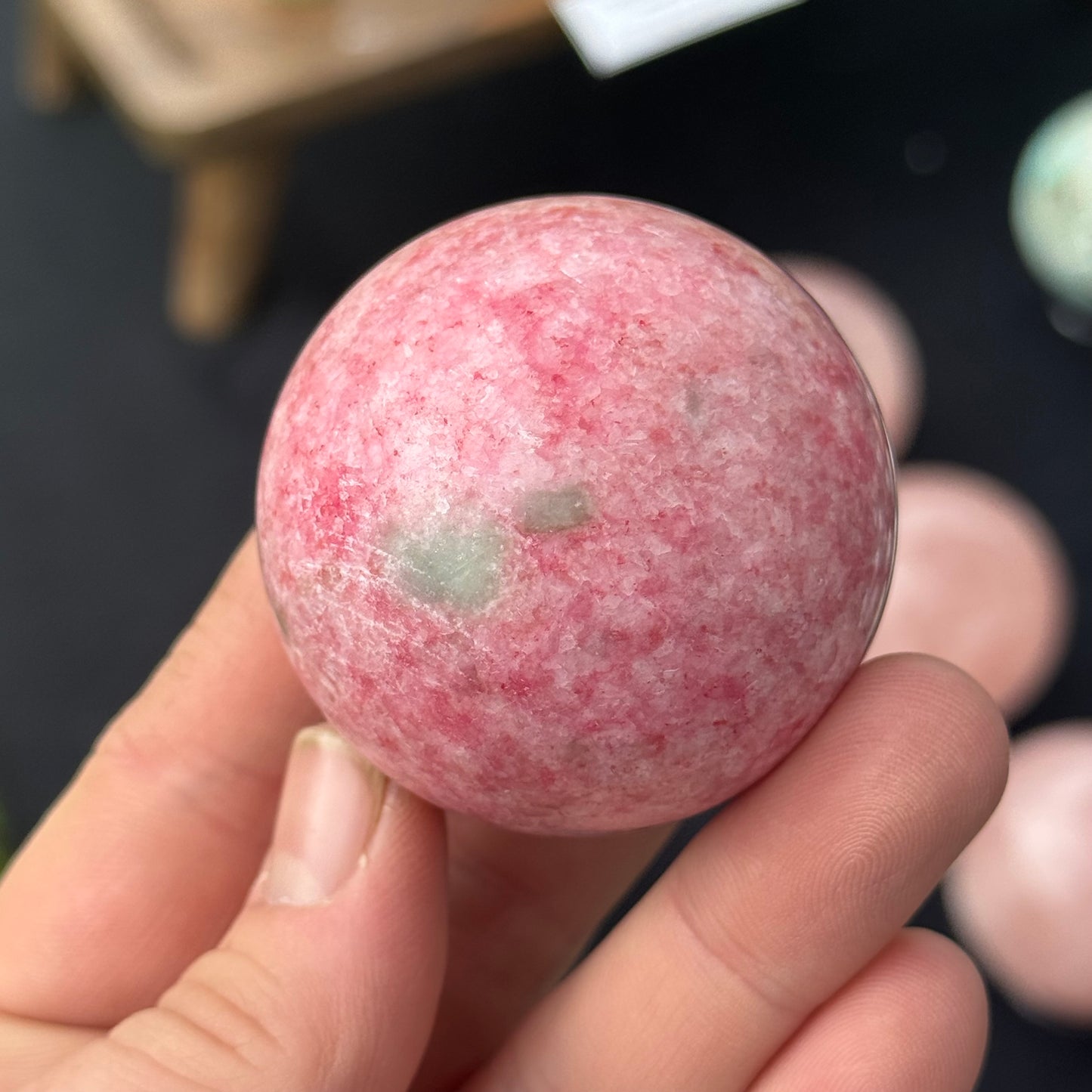 Uv Reactive Thulite Sphere