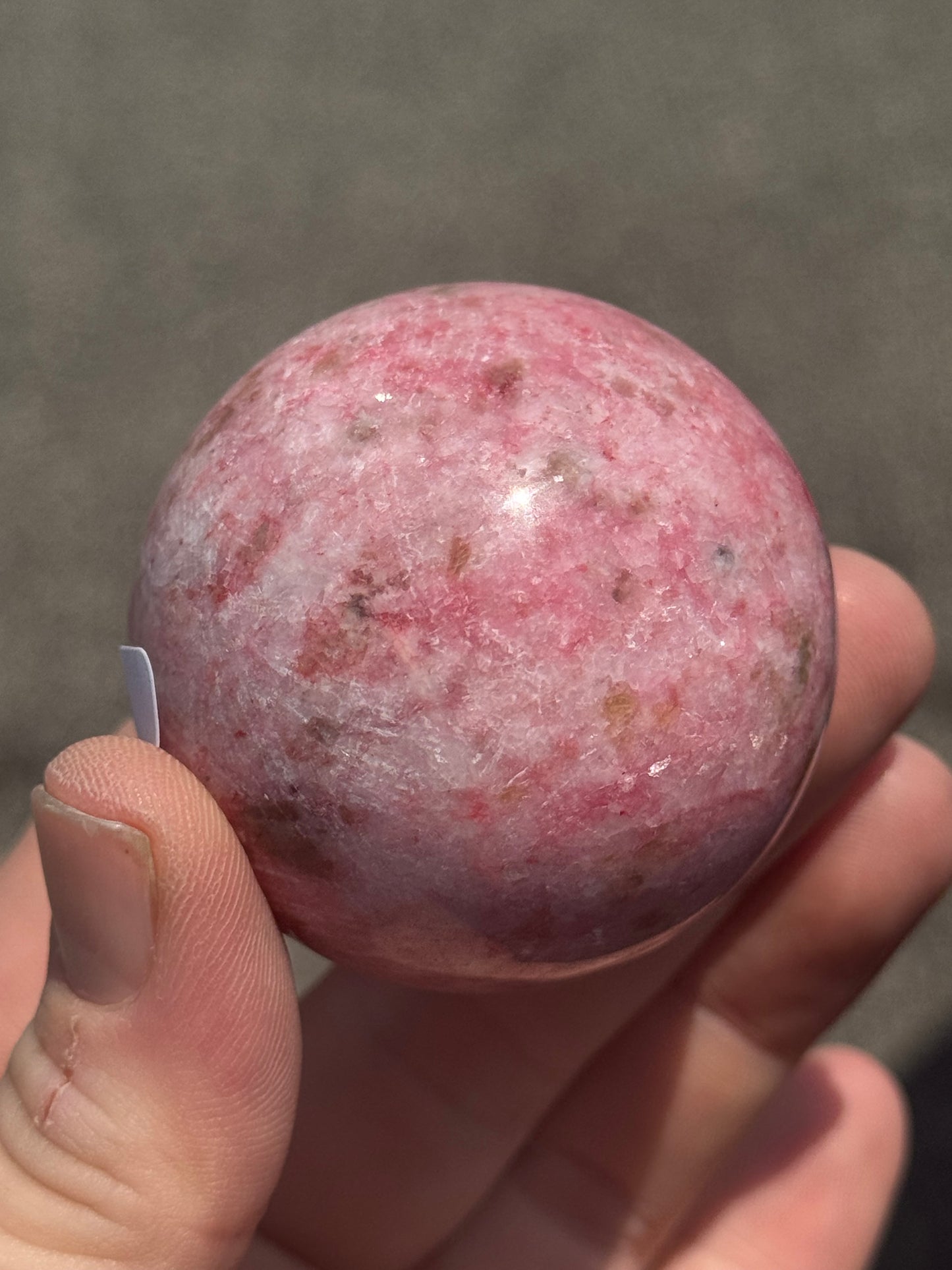 Thulite Sphere UV Reactive