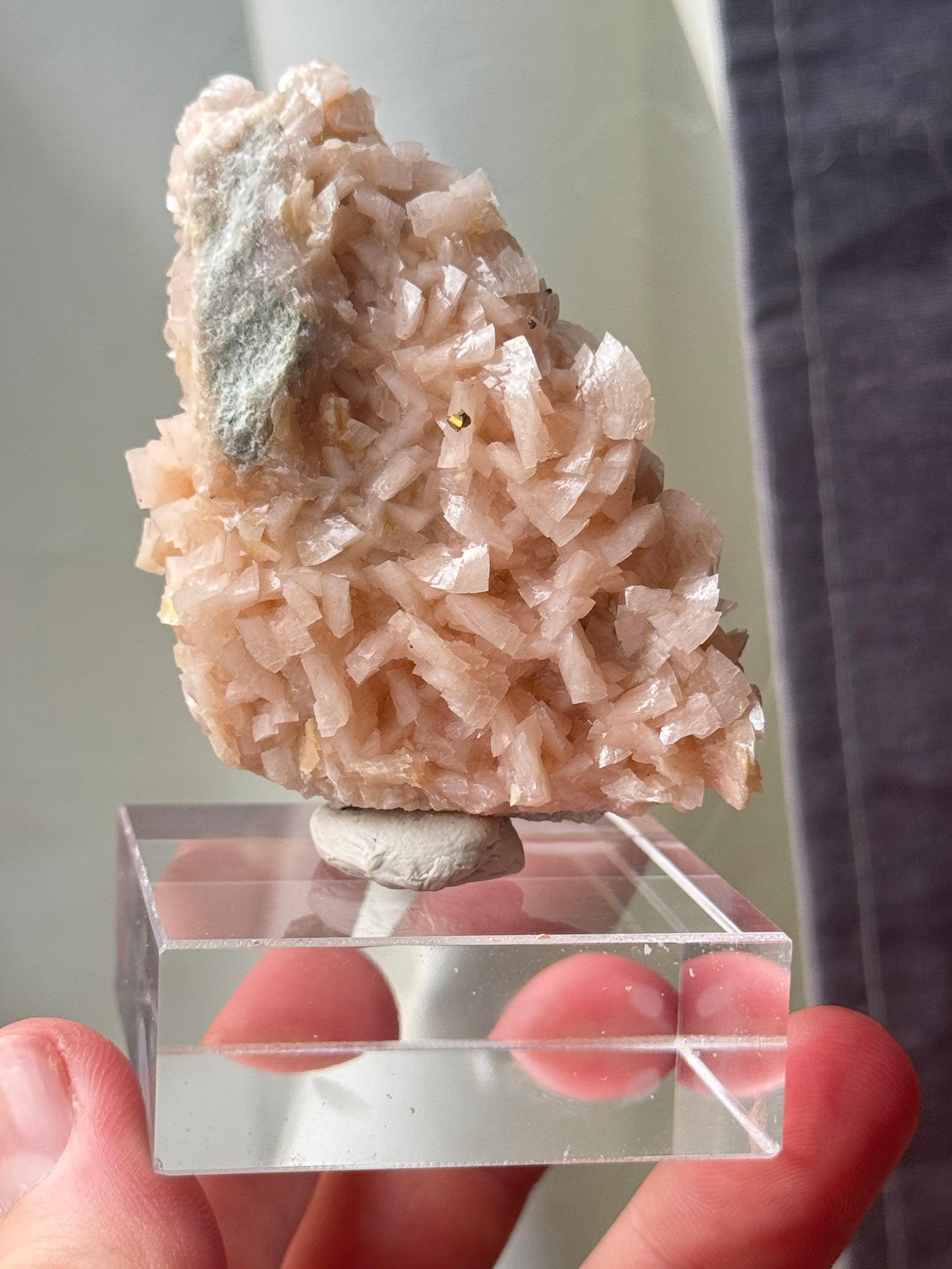 Dolomite with Chalcopyrite